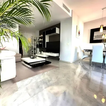 Apartamento Golf Valle Estepona